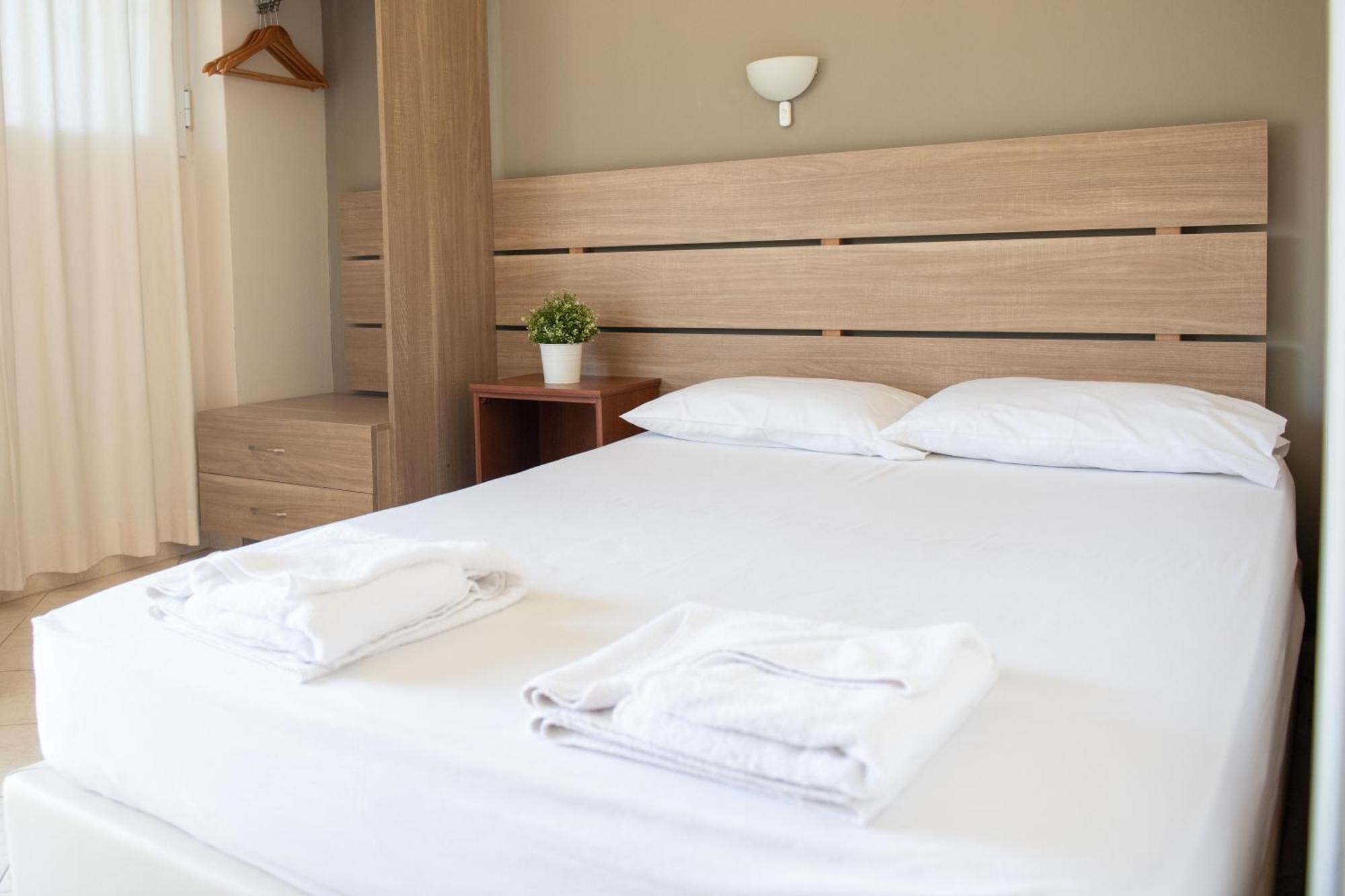 Tota Marinou Hotel Agioi Apostoloi  Luaran gambar
